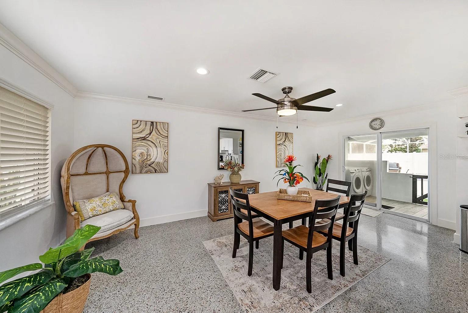 Image 2 of 26 For 8017 Dell Drive