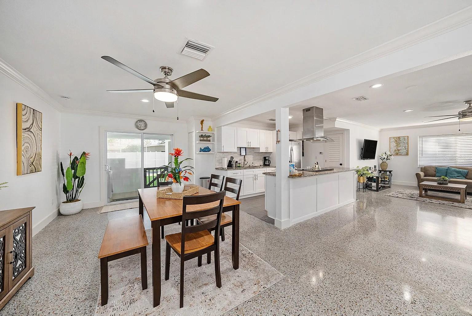 Image 4 of 26 For 8017 Dell Drive