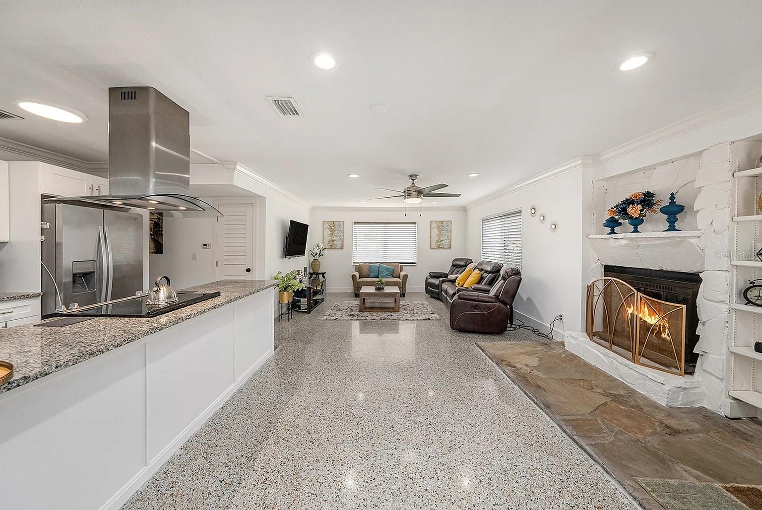 Image 6 of 26 For 8017 Dell Drive