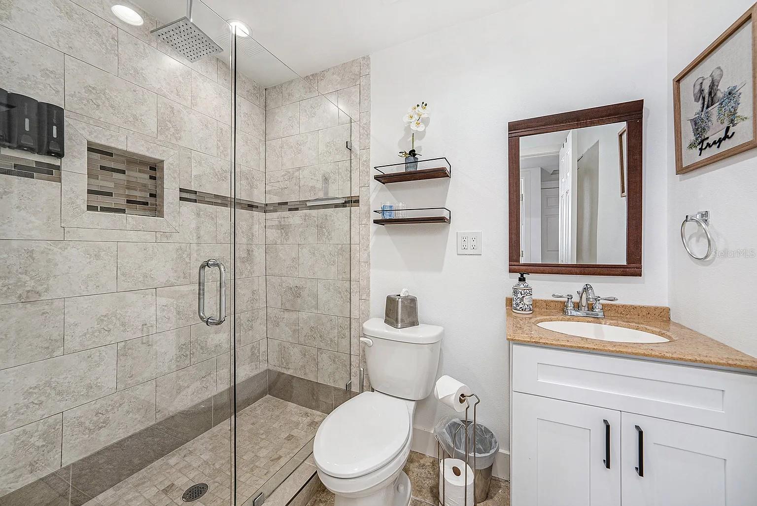 Image 7 of 26 For 8017 Dell Drive