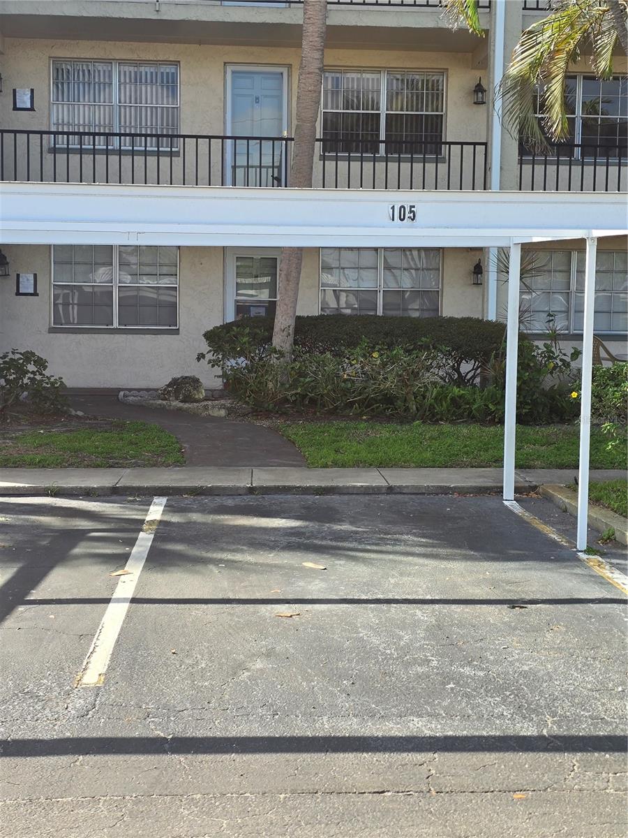 Image 8 of 14 For 11700 Park Boulevard 105