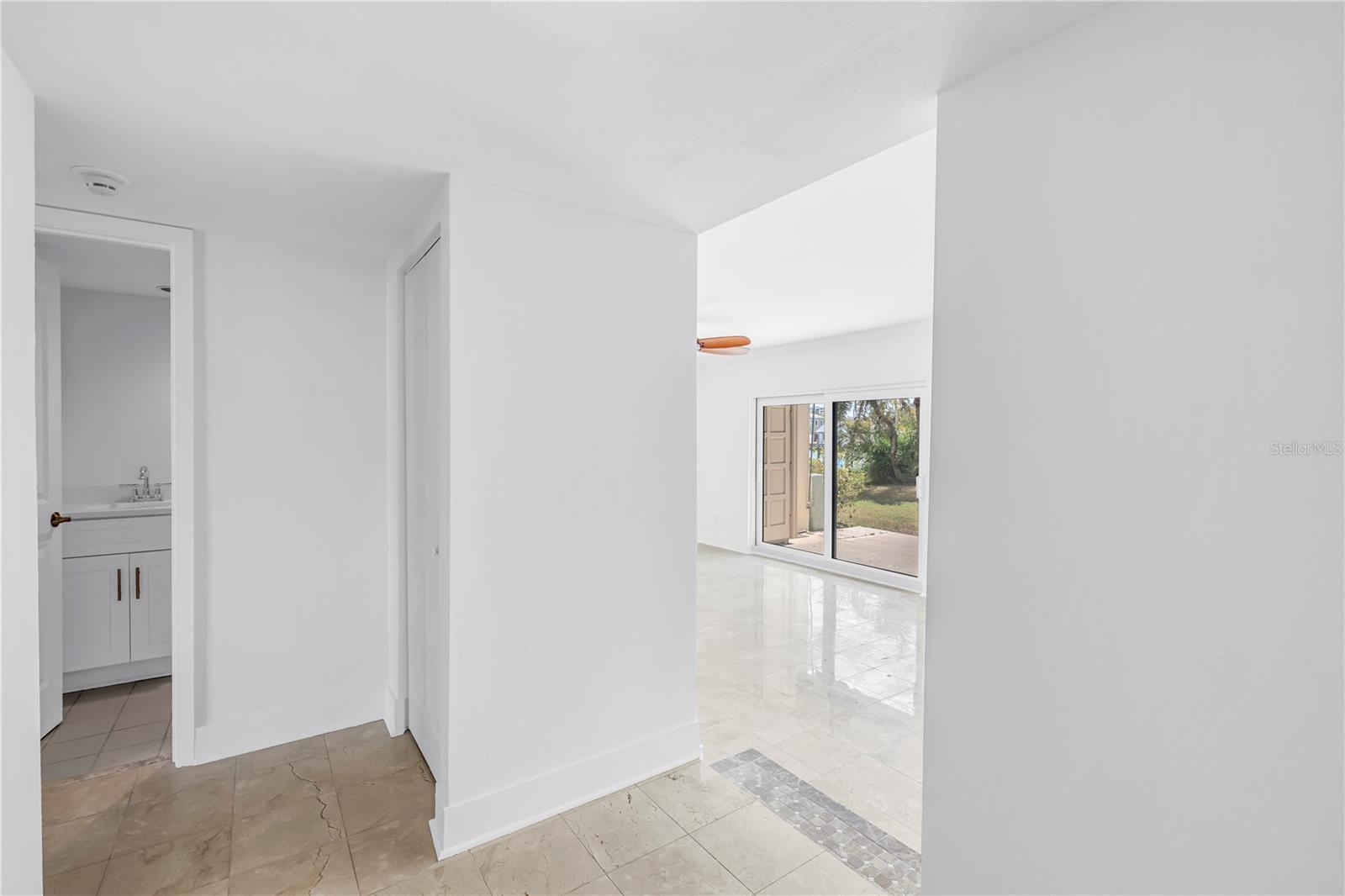 Image 31 of 48 For 509 Plaza Seville Court 19