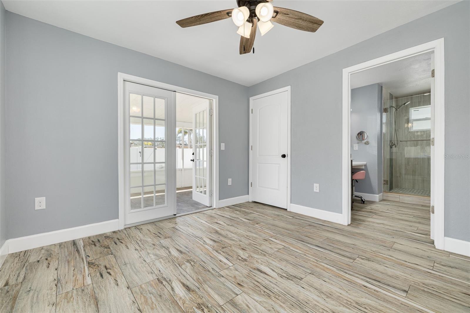 Image 19 of 48 For 4608 30th Avenue N