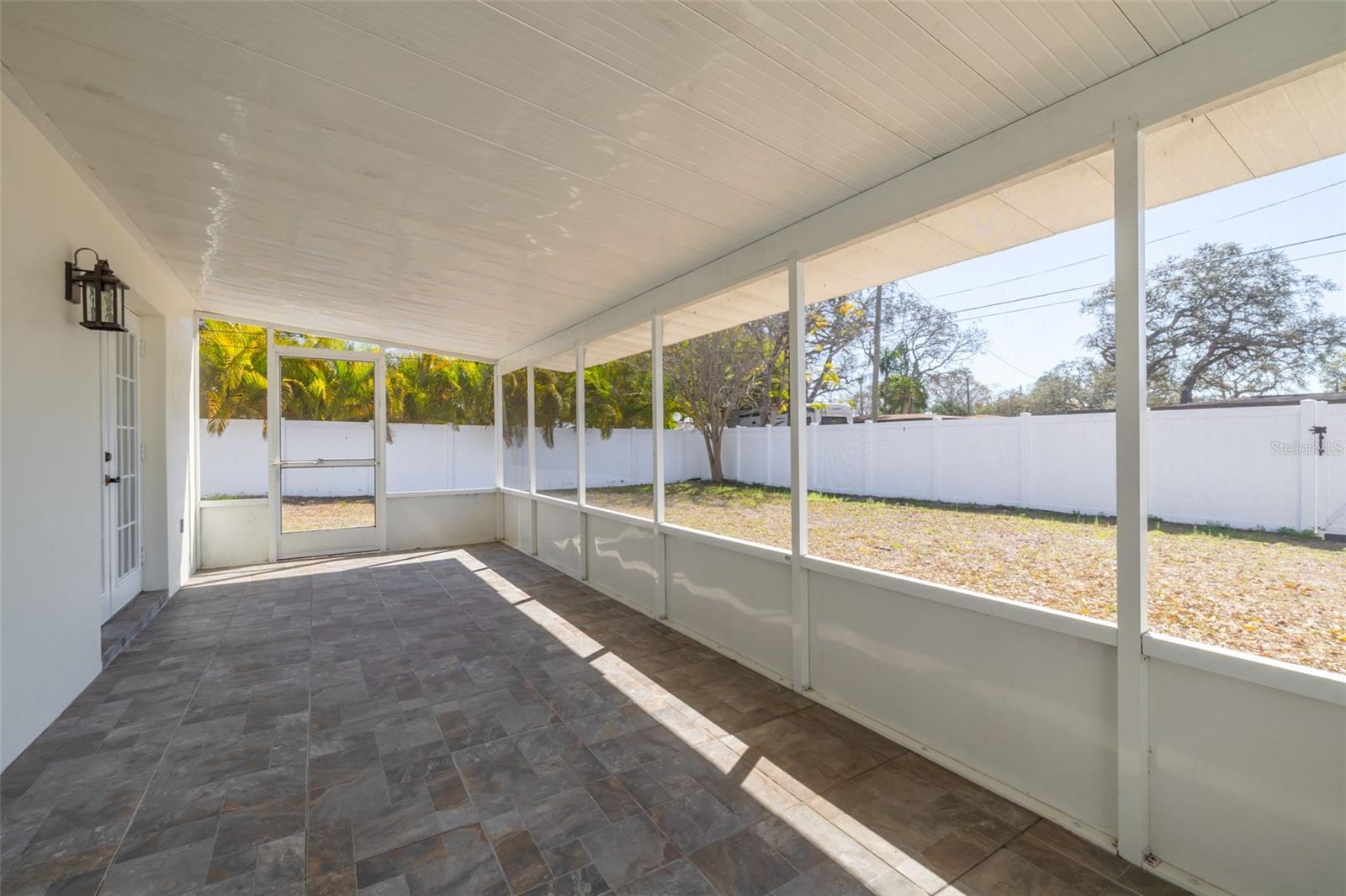 Image 41 of 48 For 4608 30th Avenue N