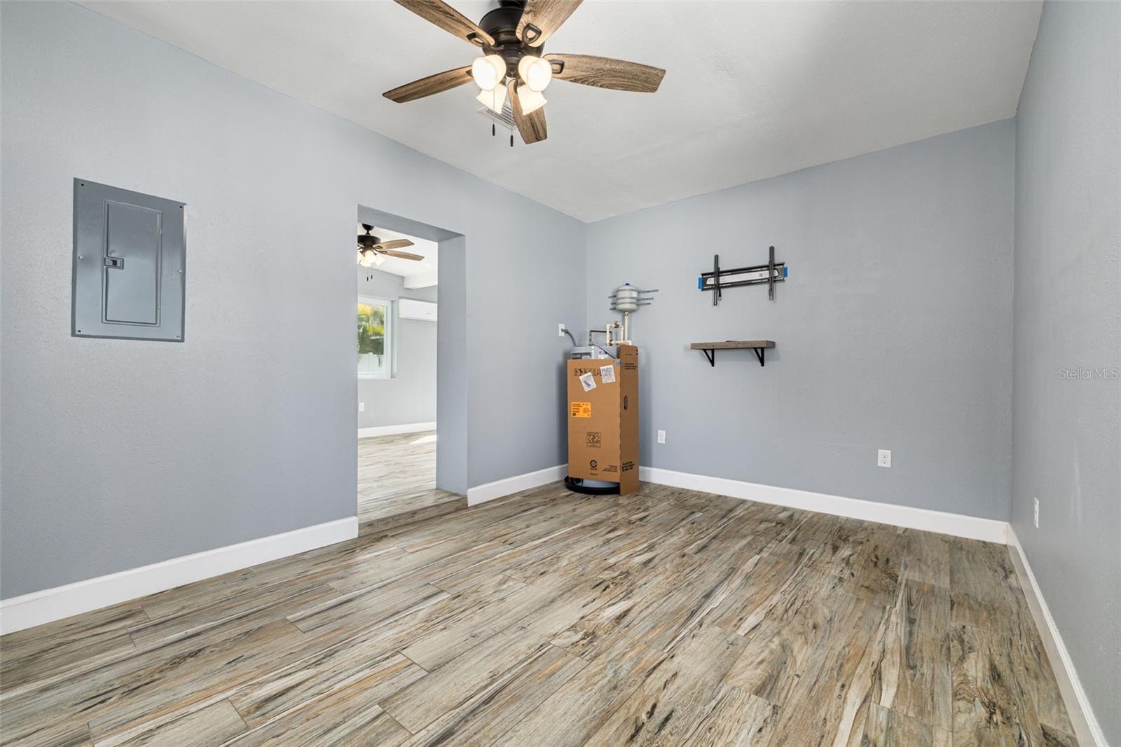 Image 5 of 48 For 4608 30th Avenue N