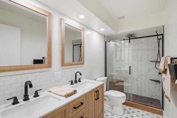 Image 12 of 21 For 1632 Lake Avenue 3