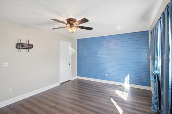 Image 16 of 21 For 1632 Lake Avenue 3