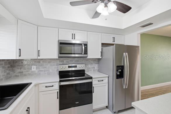 Image 6 of 21 For 1632 Lake Avenue 3