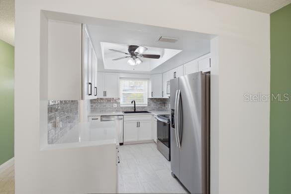 Image 7 of 21 For 1632 Lake Avenue 3