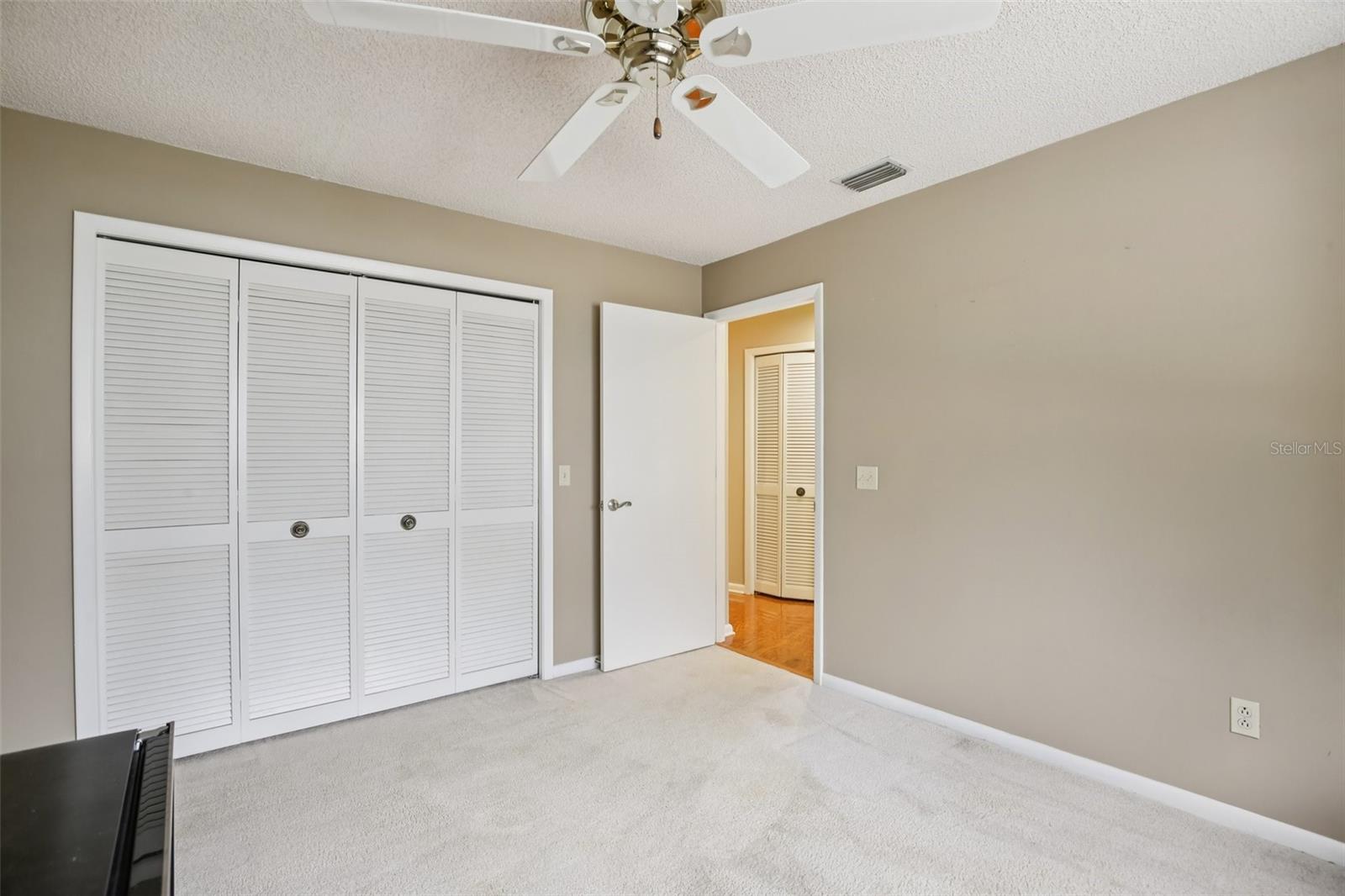 Image 29 of 61 For 17913 Clear Lake Drive