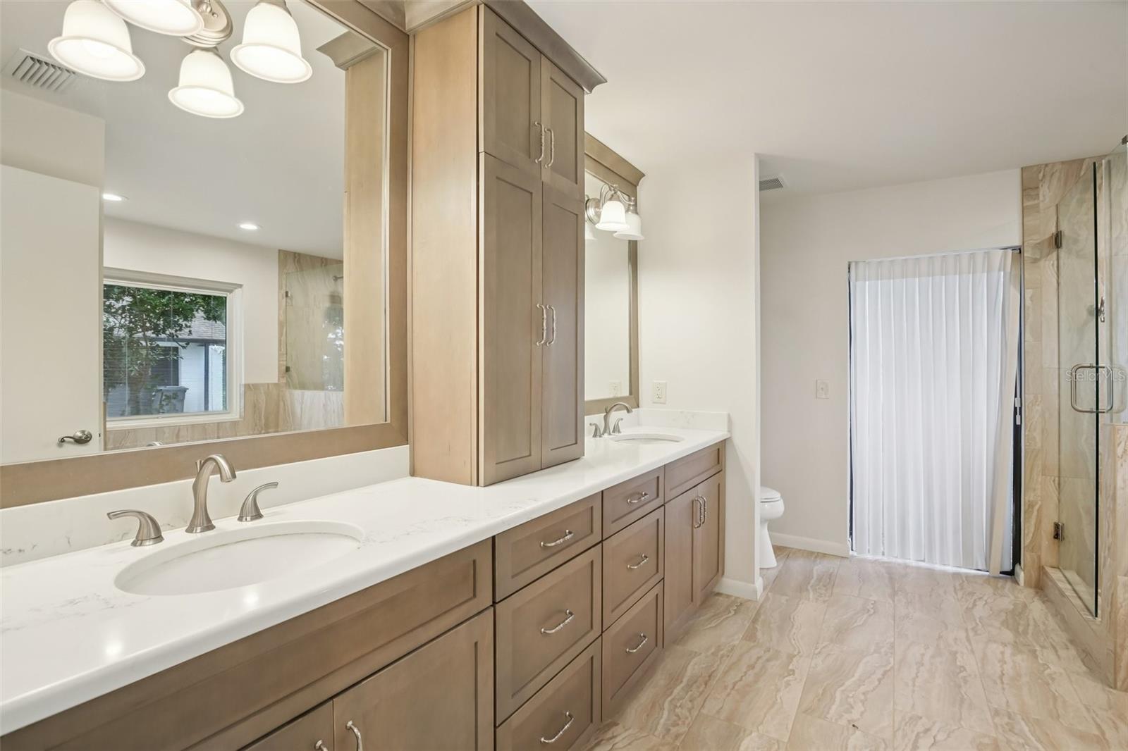 Image 37 of 61 For 17913 Clear Lake Drive