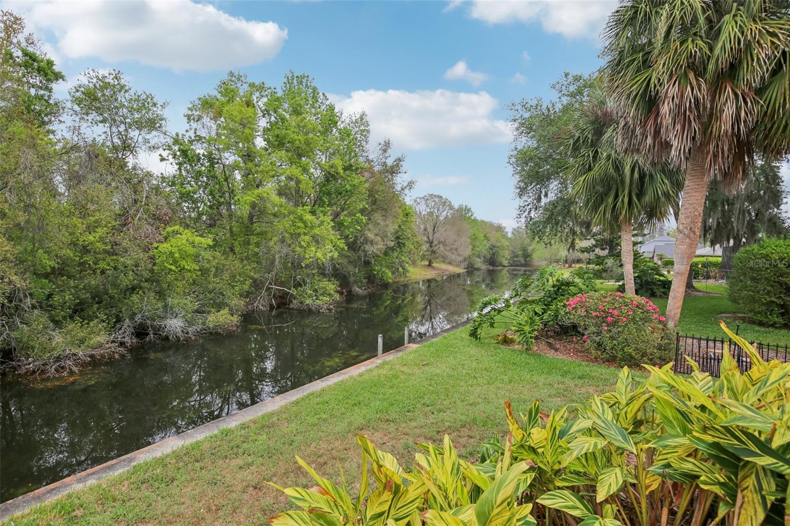 Image 49 of 61 For 17913 Clear Lake Drive