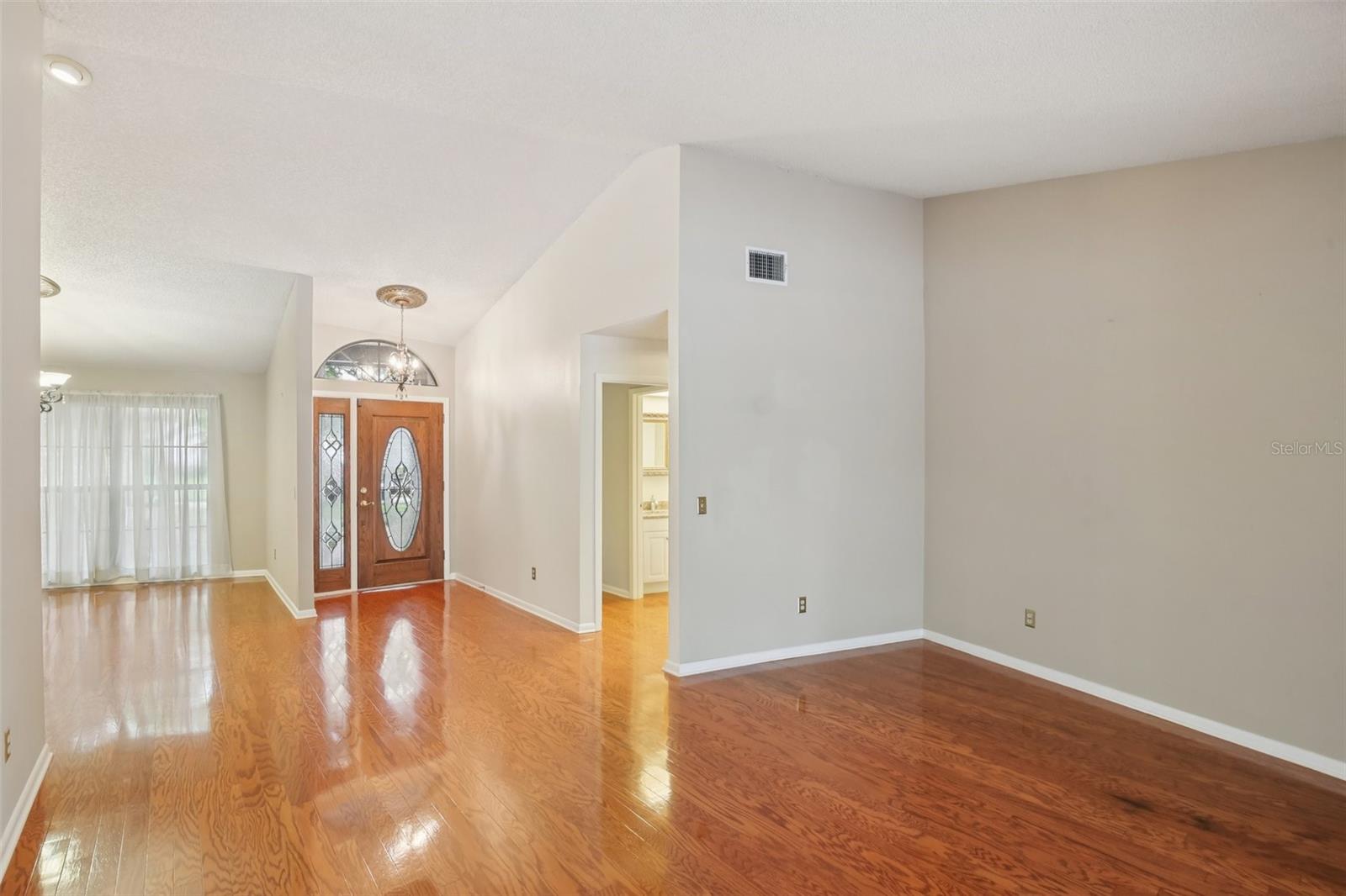 Image 8 of 61 For 17913 Clear Lake Drive