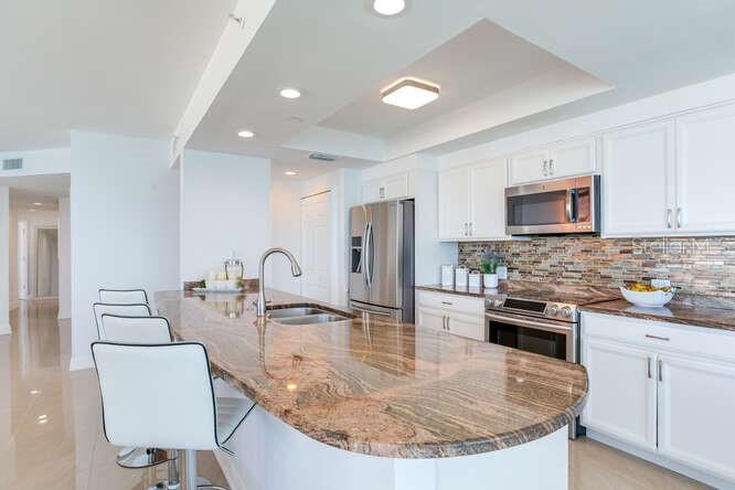 Image 14 of 85 For 1520 Gulf Boulevard 1602