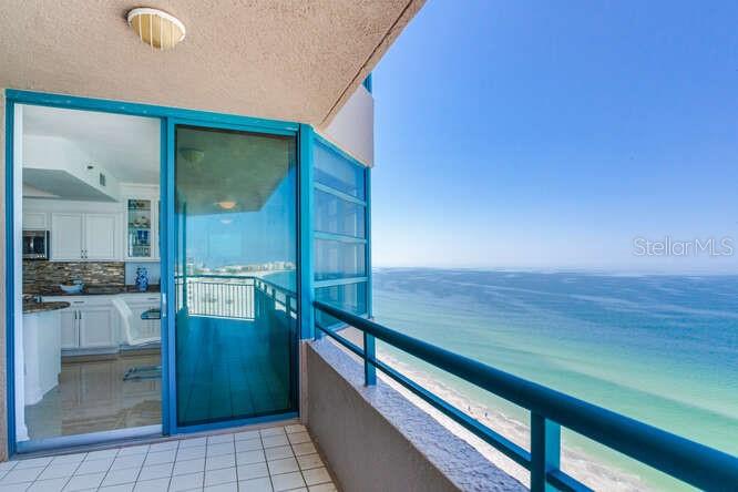 Image 26 of 85 For 1520 Gulf Boulevard 1602