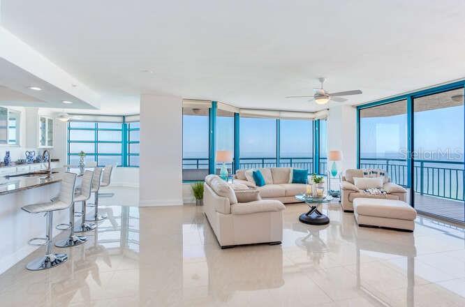 Image 3 of 85 For 1520 Gulf Boulevard 1602