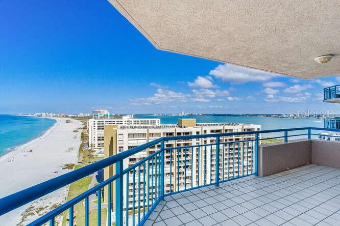 Image 30 of 85 For 1520 Gulf Boulevard 1602