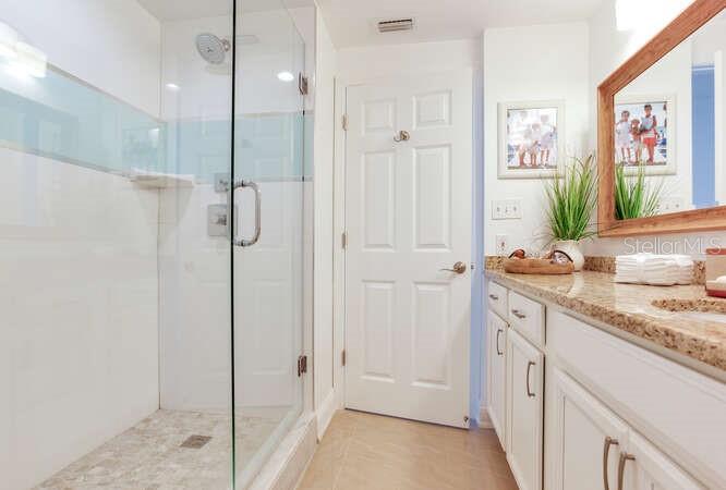 Image 38 of 85 For 1520 Gulf Boulevard 1602