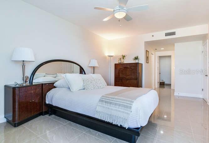 Image 51 of 85 For 1520 Gulf Boulevard 1602