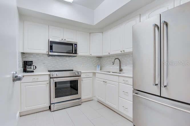 Image 69 of 85 For 1520 Gulf Boulevard 1602