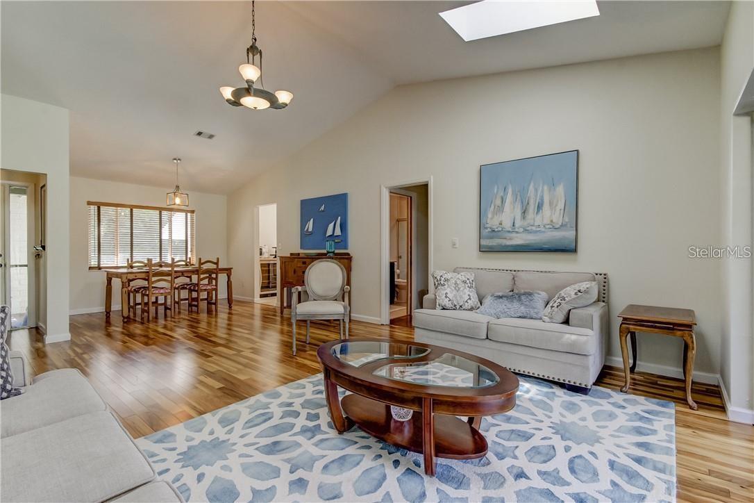 Image 11 of 37 For 9030 Bullrush Court