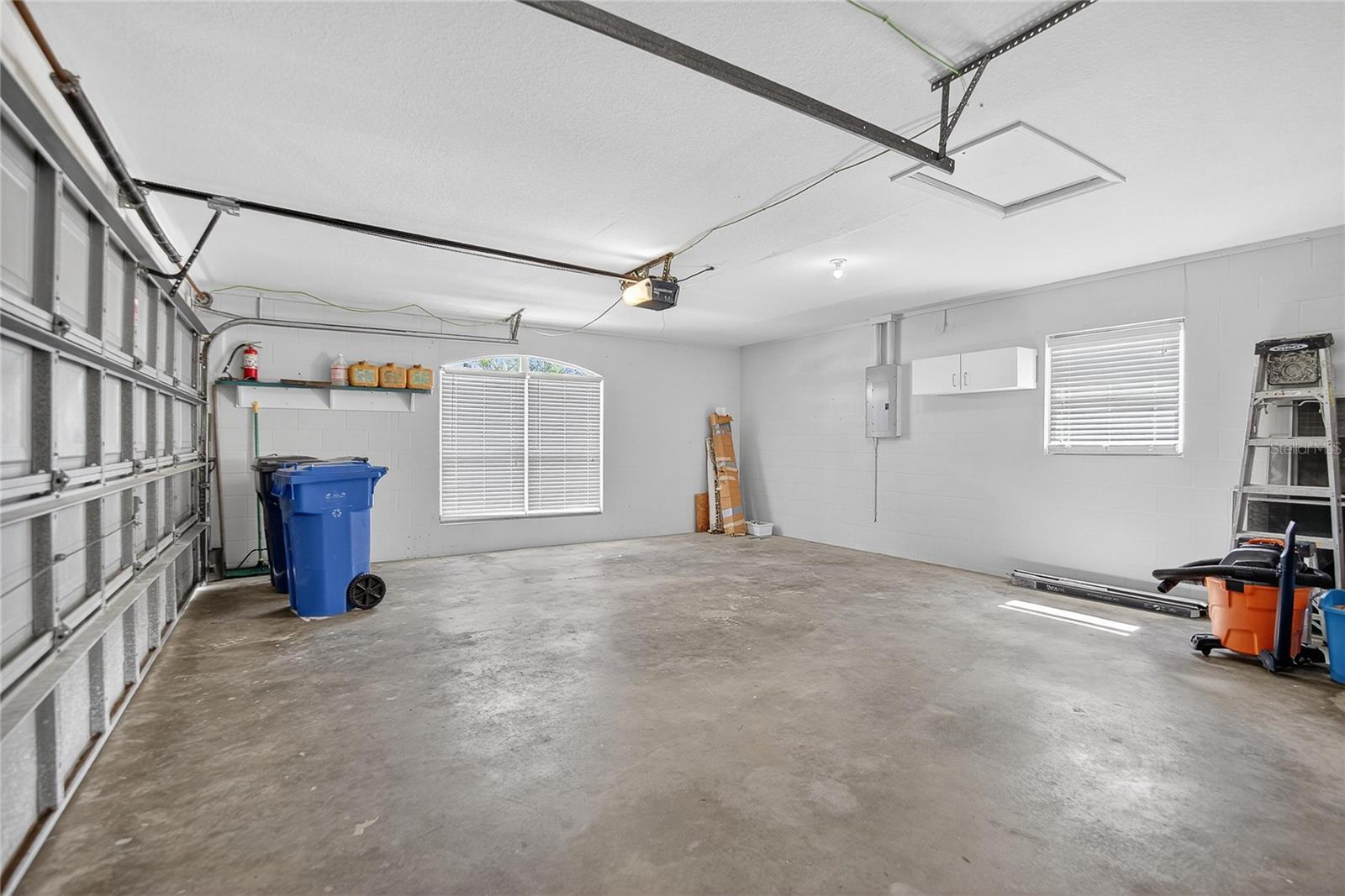 Image 39 of 62 For 702 Tuscanny Street