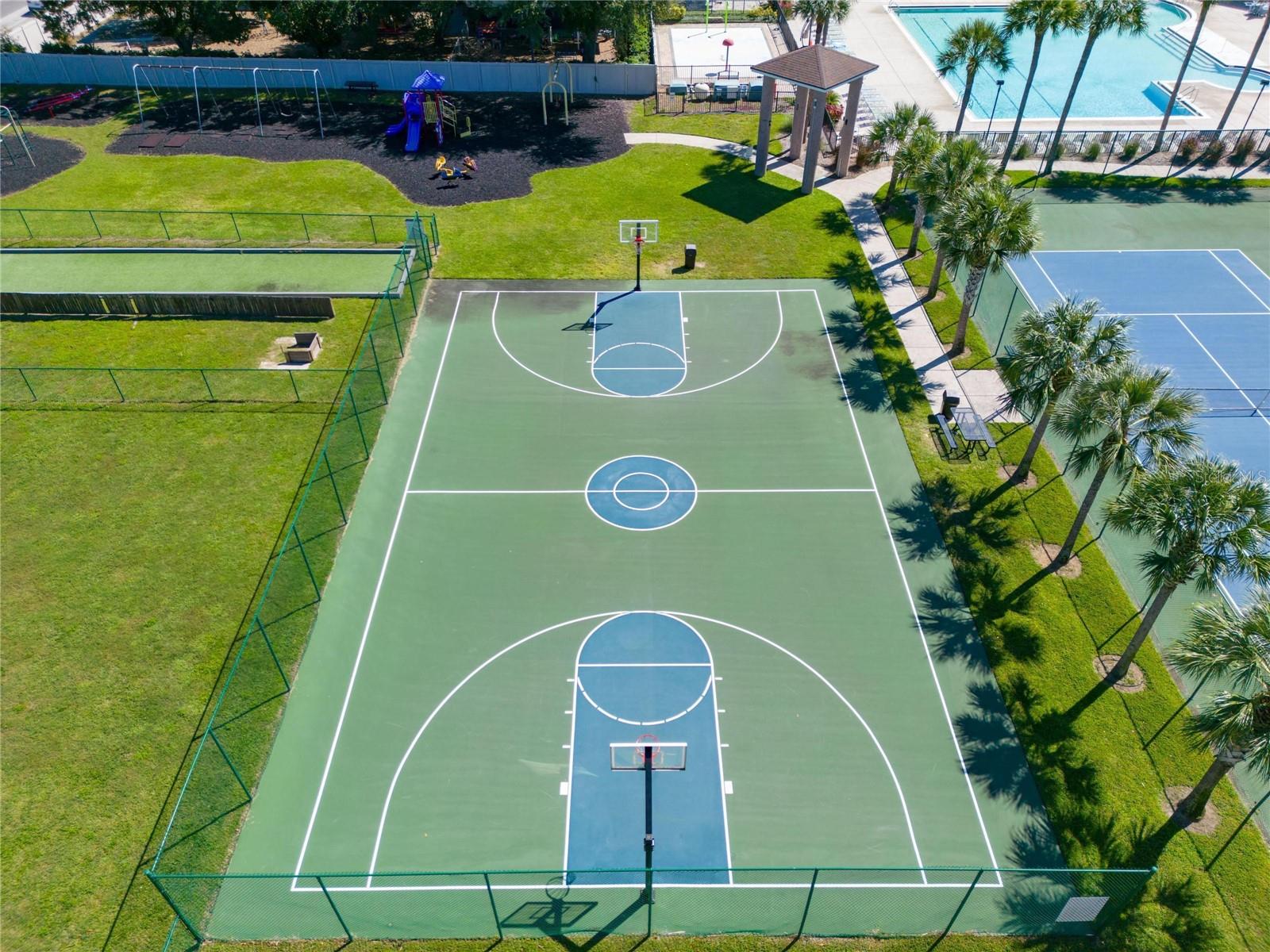 Image 53 of 62 For 702 Tuscanny Street