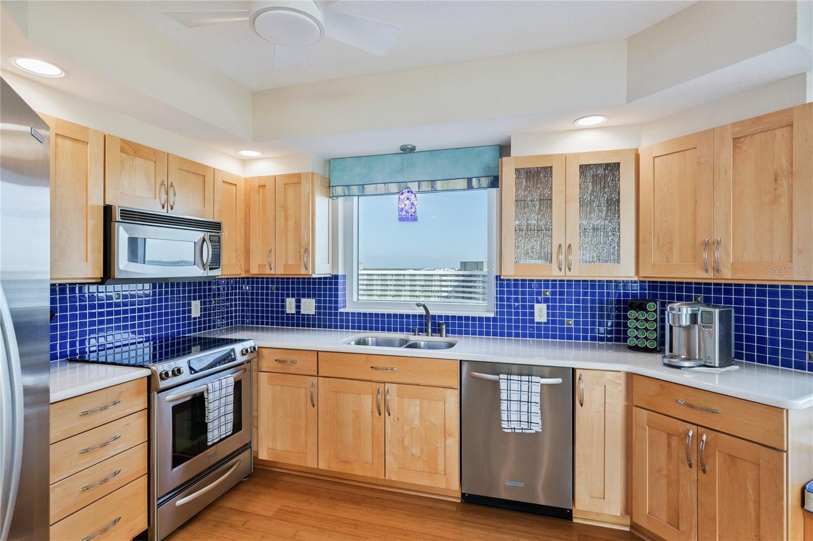 Image 17 of 54 For 1180 Gulf Boulevard 1105