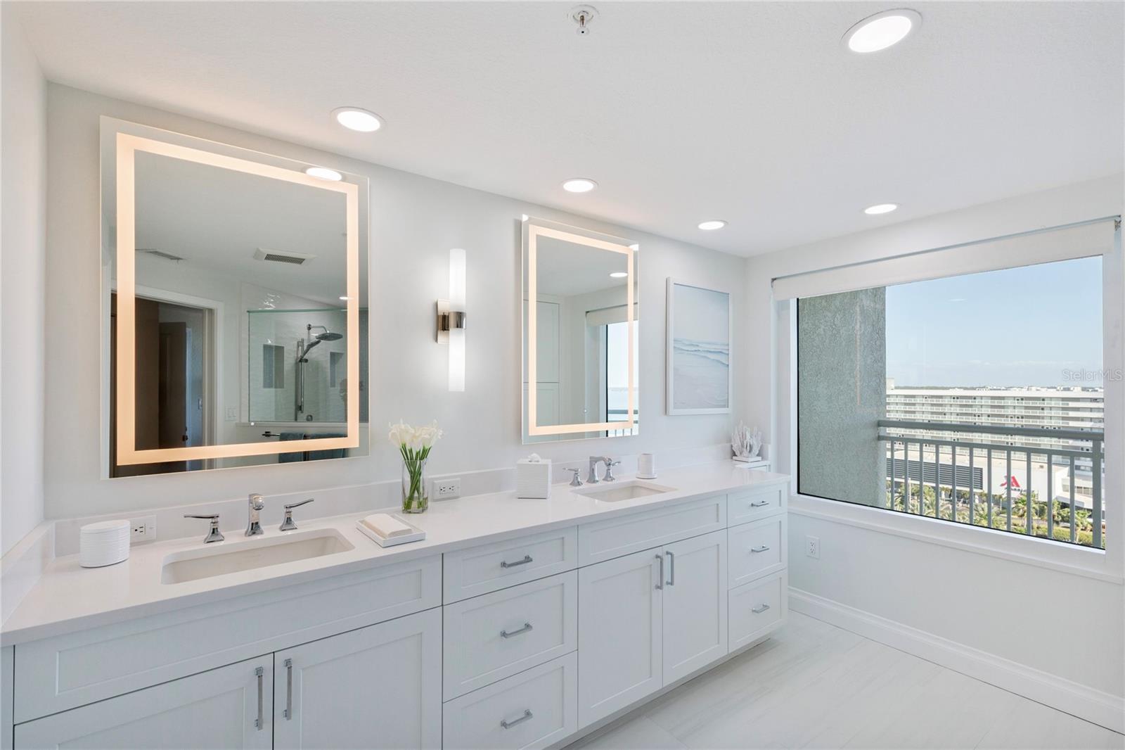 Image 24 of 54 For 1180 Gulf Boulevard 1105