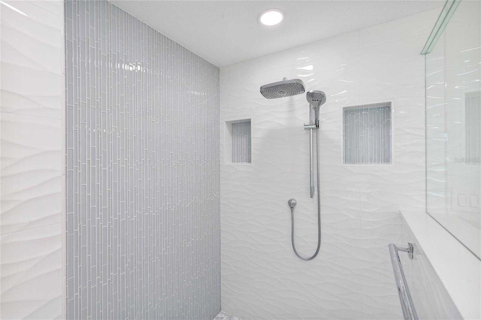 Image 25 of 54 For 1180 Gulf Boulevard 1105