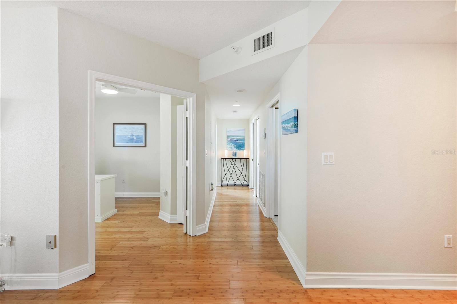 Image 31 of 54 For 1180 Gulf Boulevard 1105