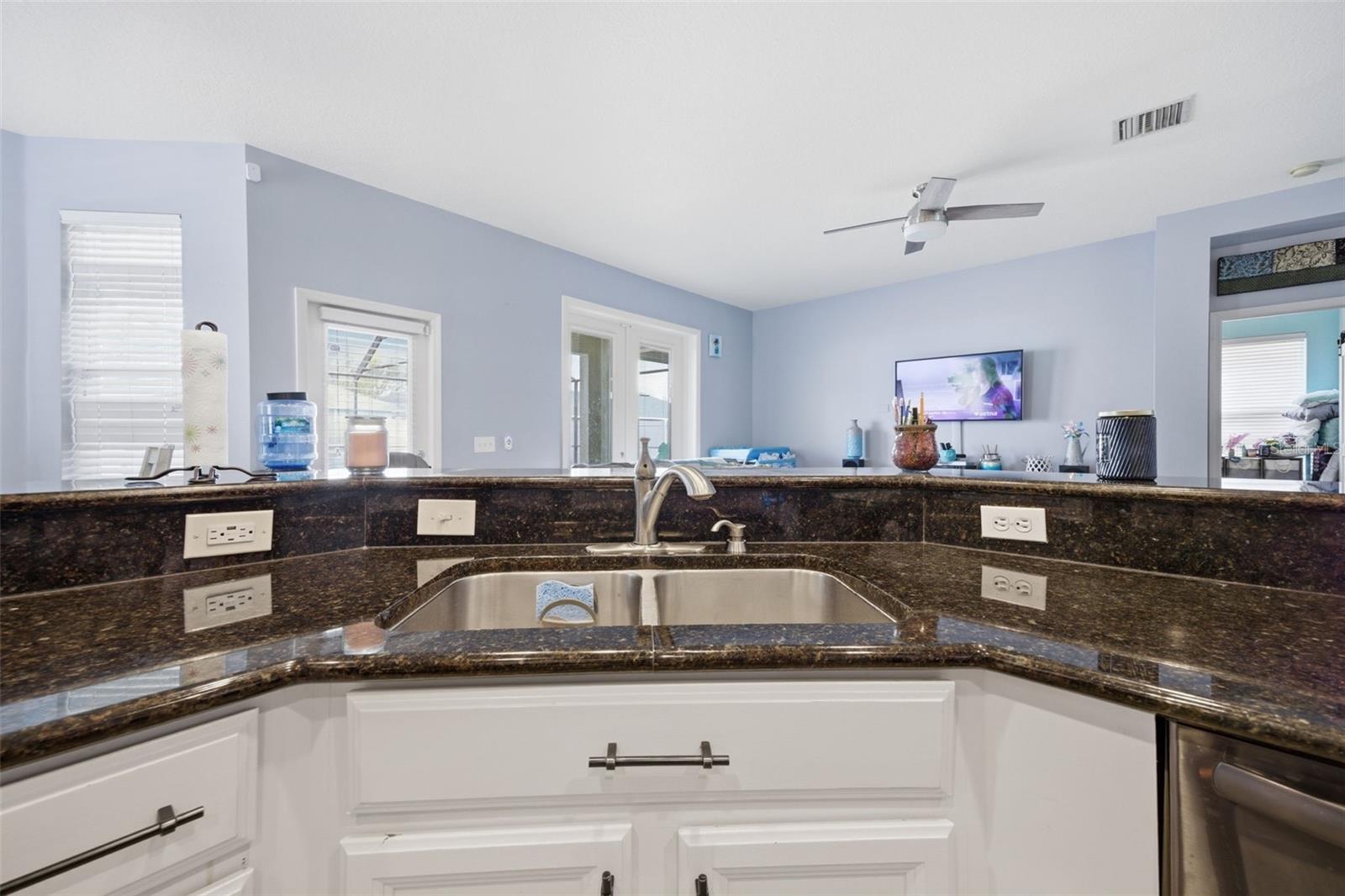 Image 11 of 39 For 7324 Forest Mere Drive