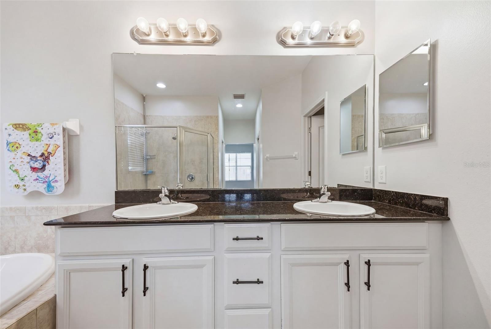 Image 18 of 39 For 7324 Forest Mere Drive