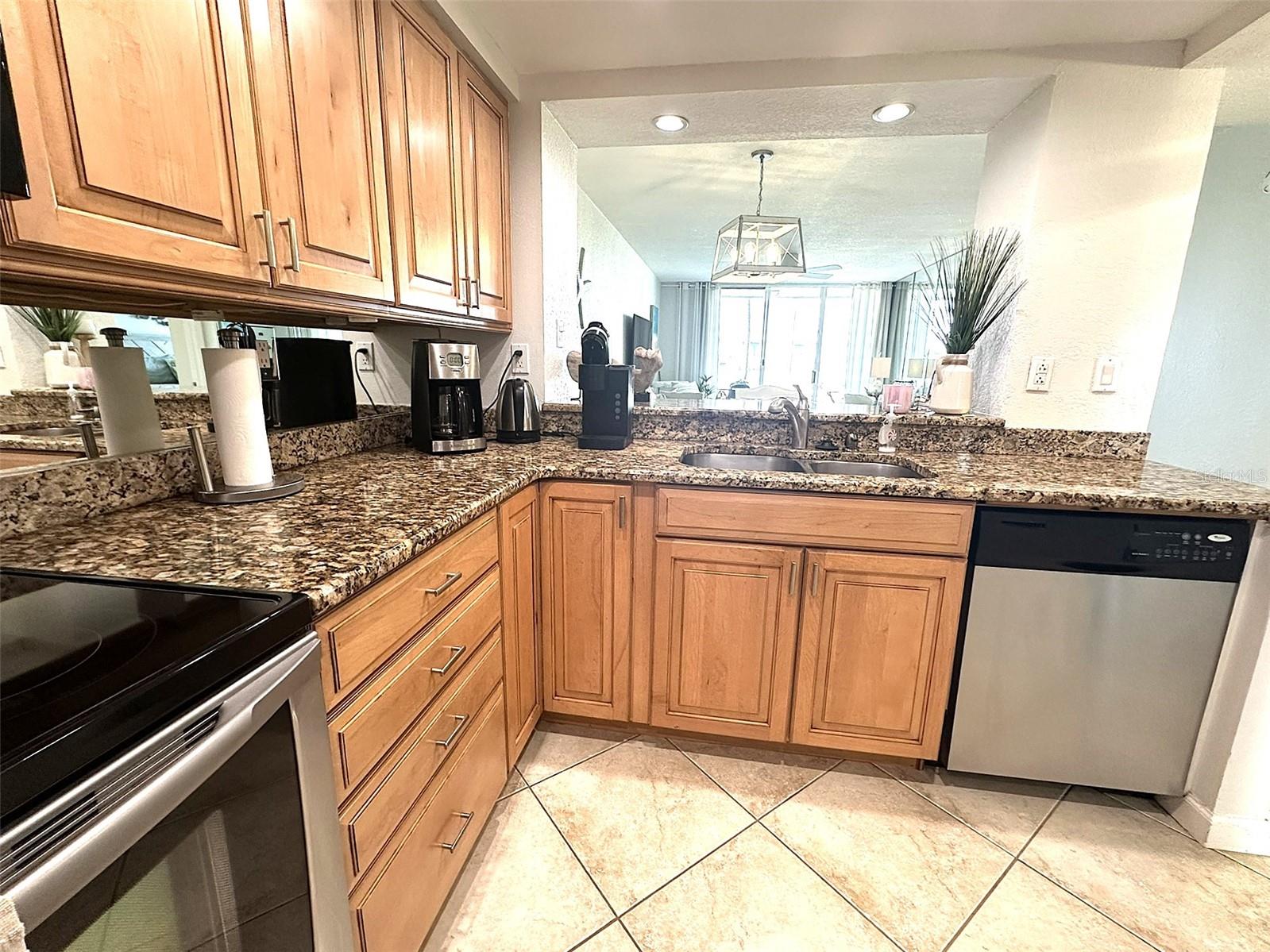 Image 8 of 23 For 6081 Bahia Del Mar Circle 154