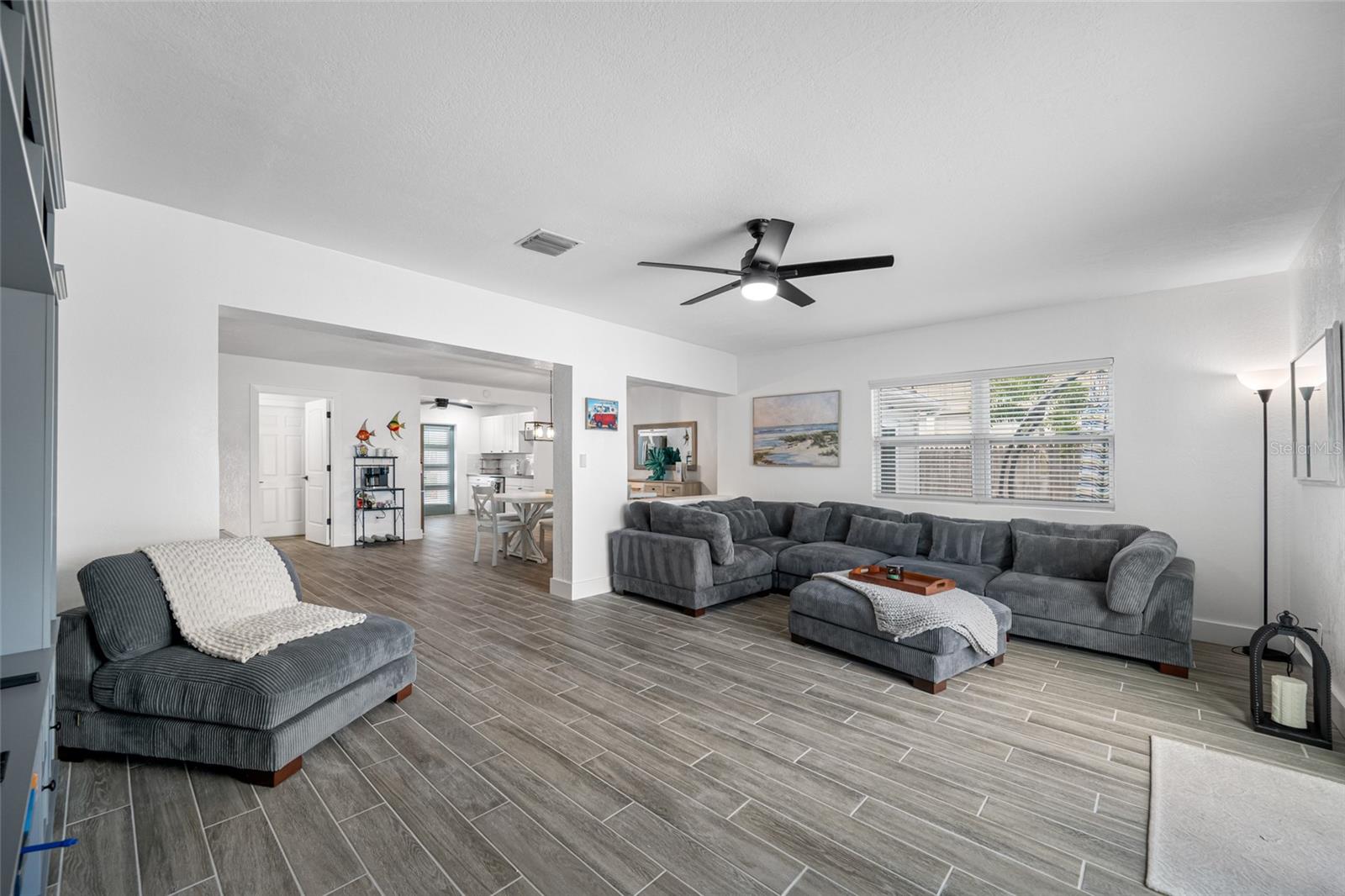 Image 10 of 55 For 404 18th Avenue