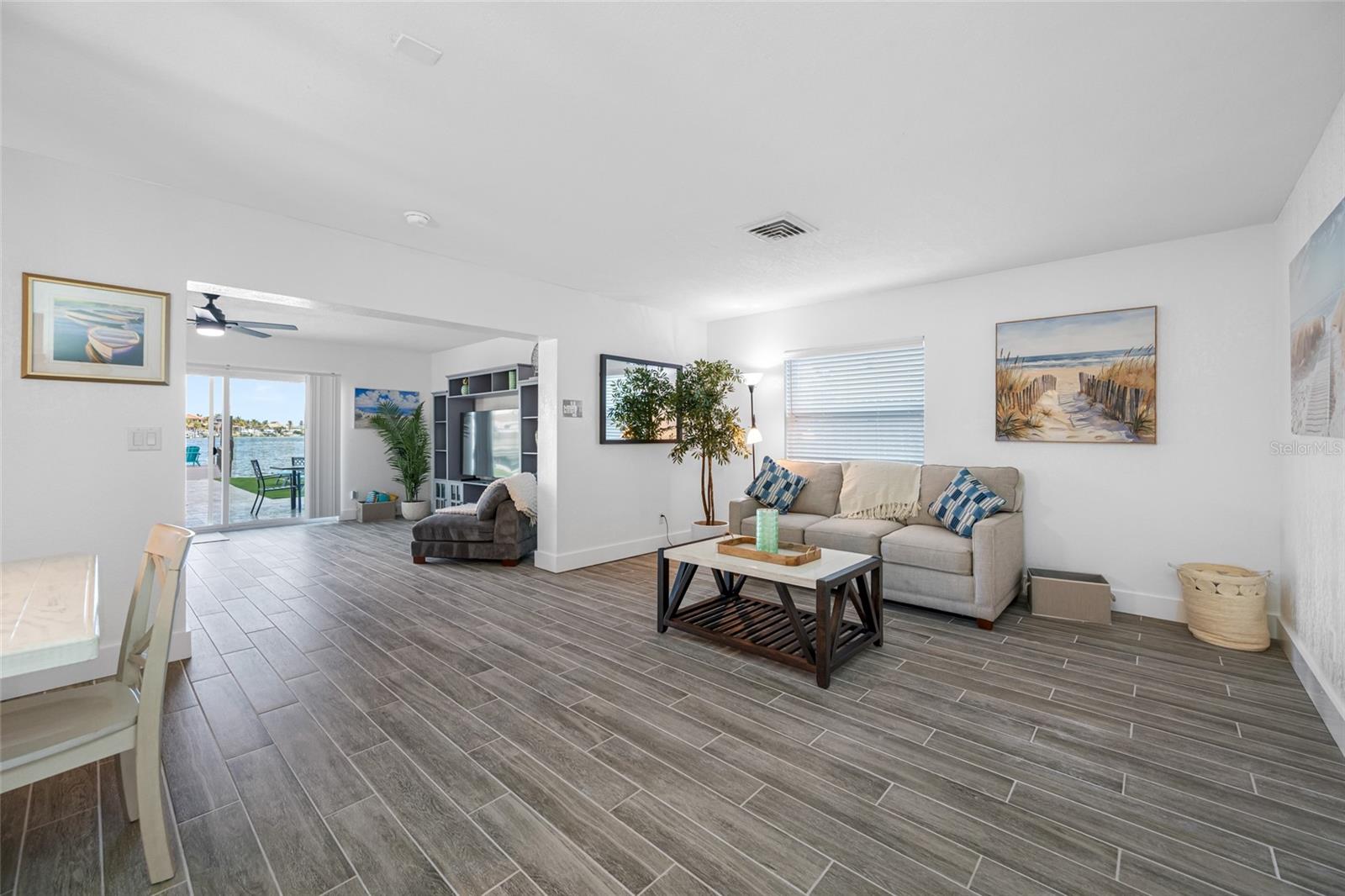 Image 16 of 55 For 404 18th Avenue