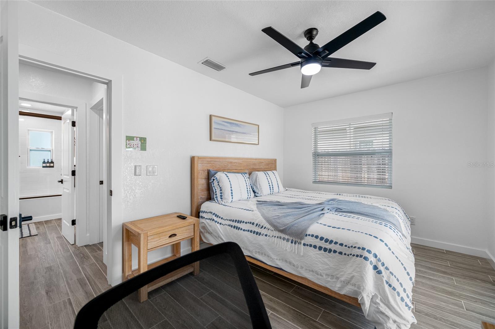 Image 27 of 55 For 404 18th Avenue