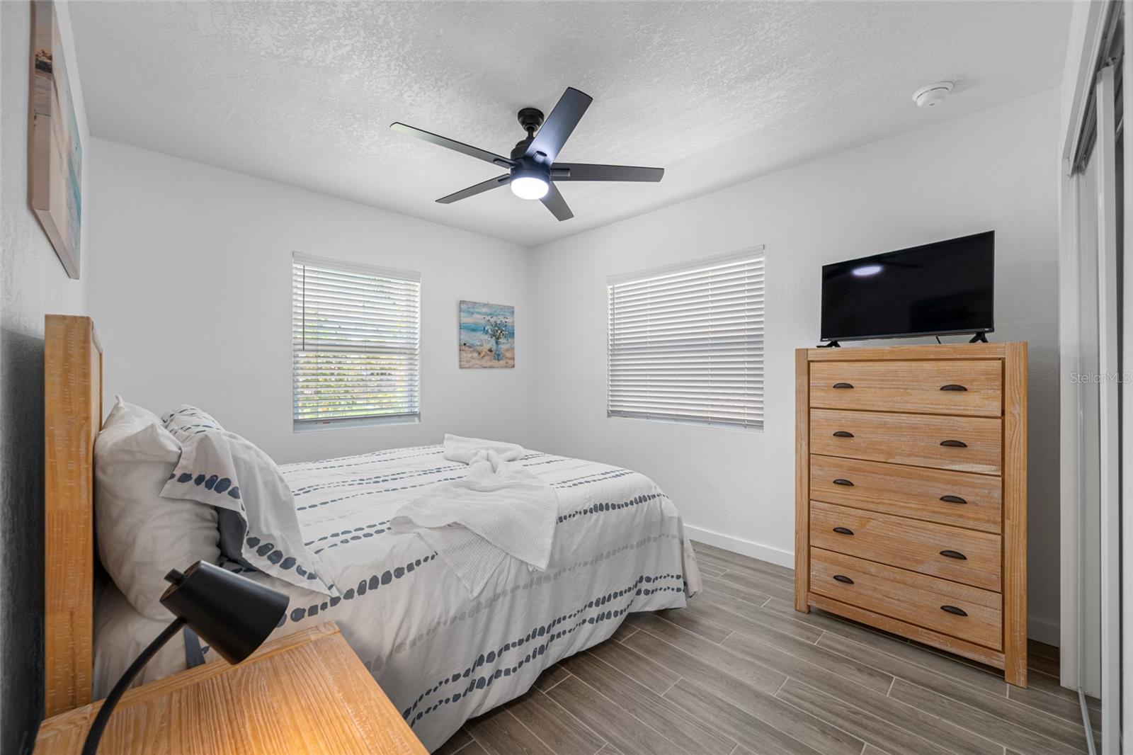 Image 29 of 55 For 404 18th Avenue