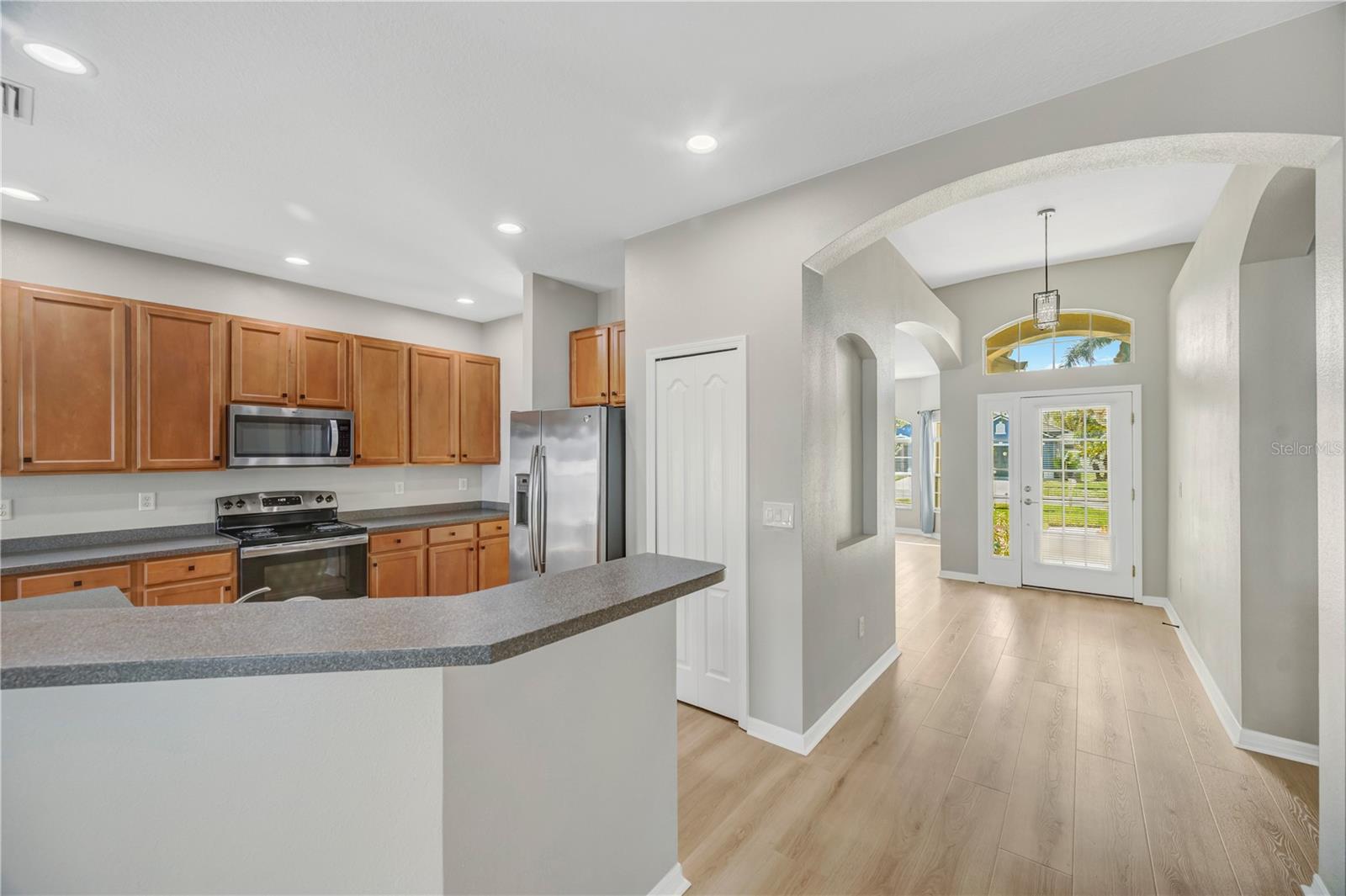 Image 16 of 61 For 1834 Mira Lago Circle