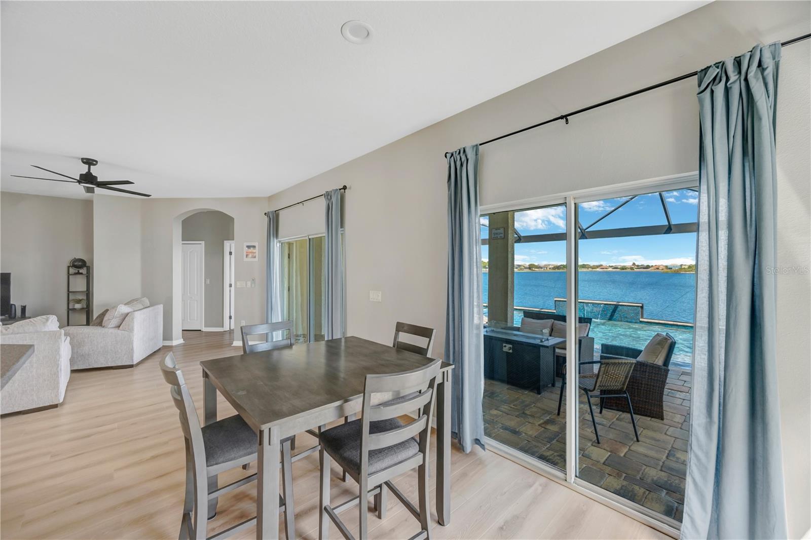 Image 24 of 61 For 1834 Mira Lago Circle