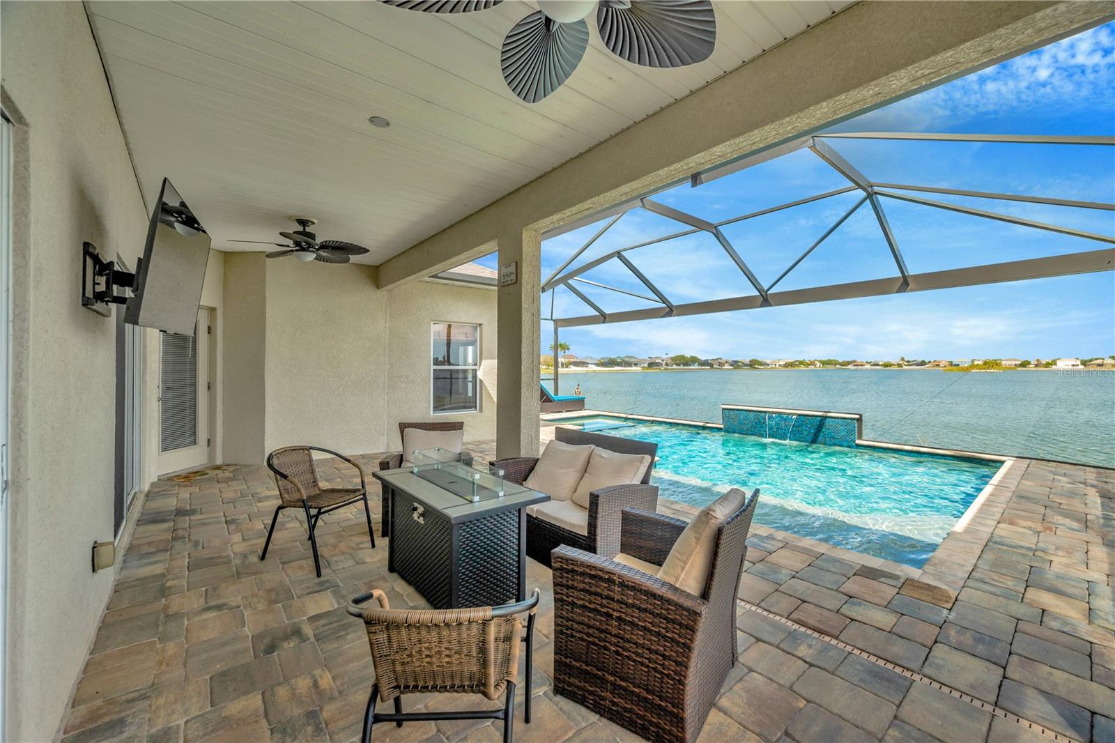 Image 44 of 61 For 1834 Mira Lago Circle