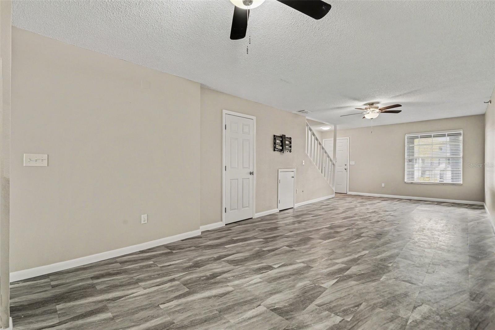 Image 12 of 40 For 7218 Bank Drive 205