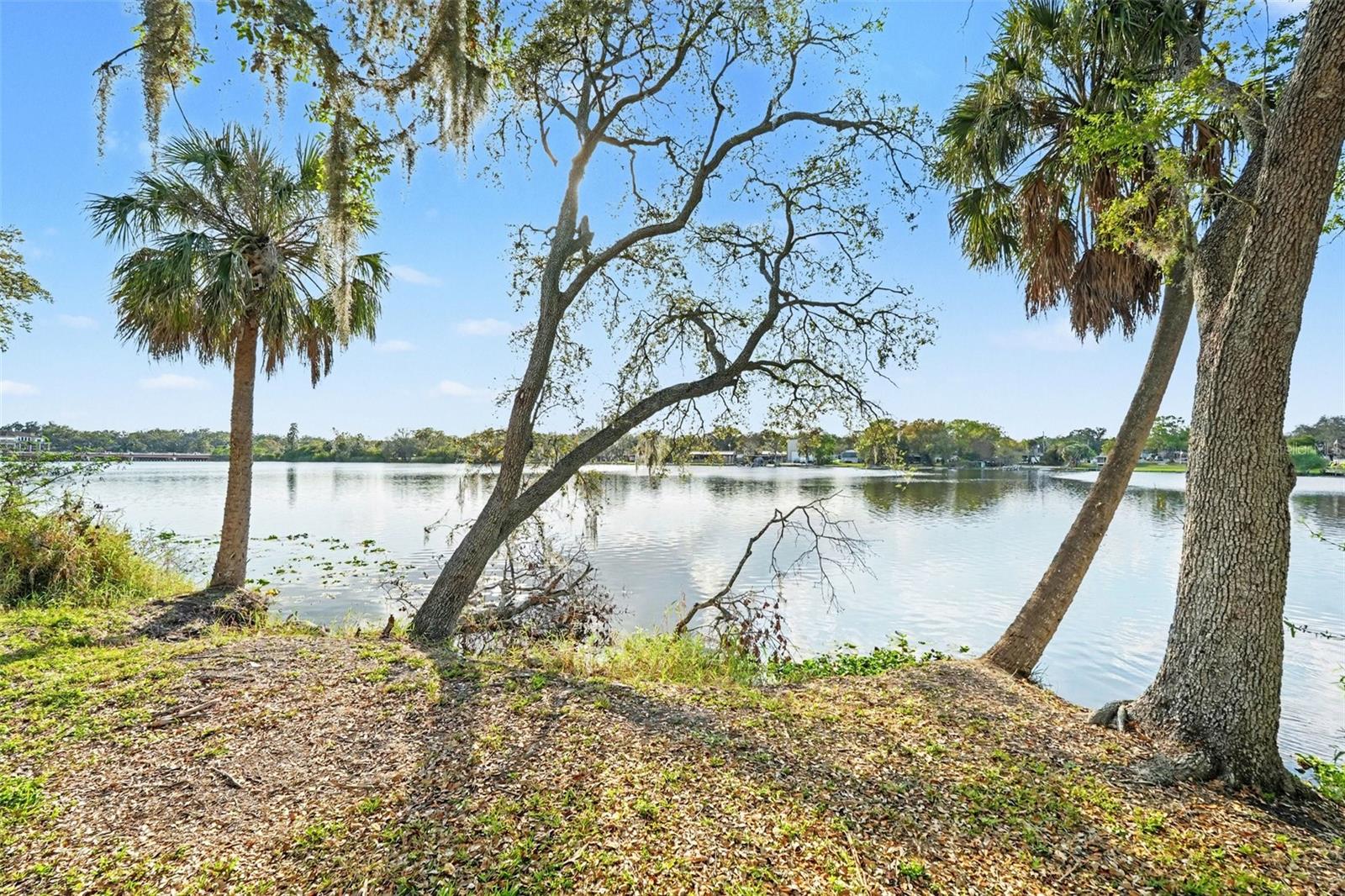 Image 32 of 40 For 7218 Bank Drive 205