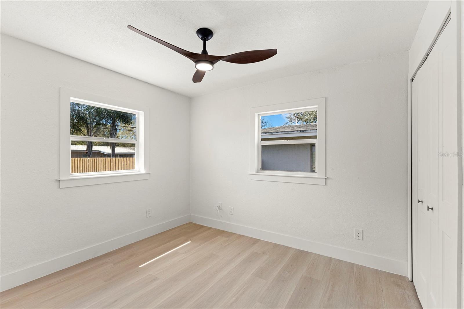 Image 32 of 52 For 2221 Terrace Drive N