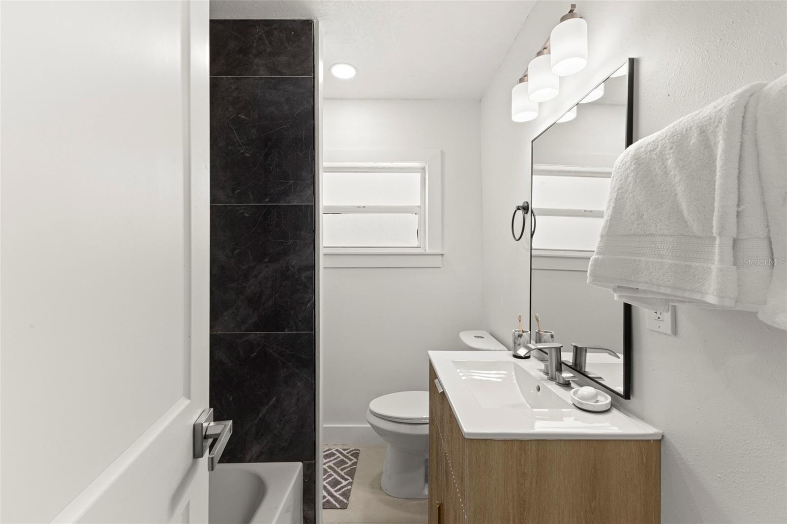 Image 35 of 52 For 2221 Terrace Drive N