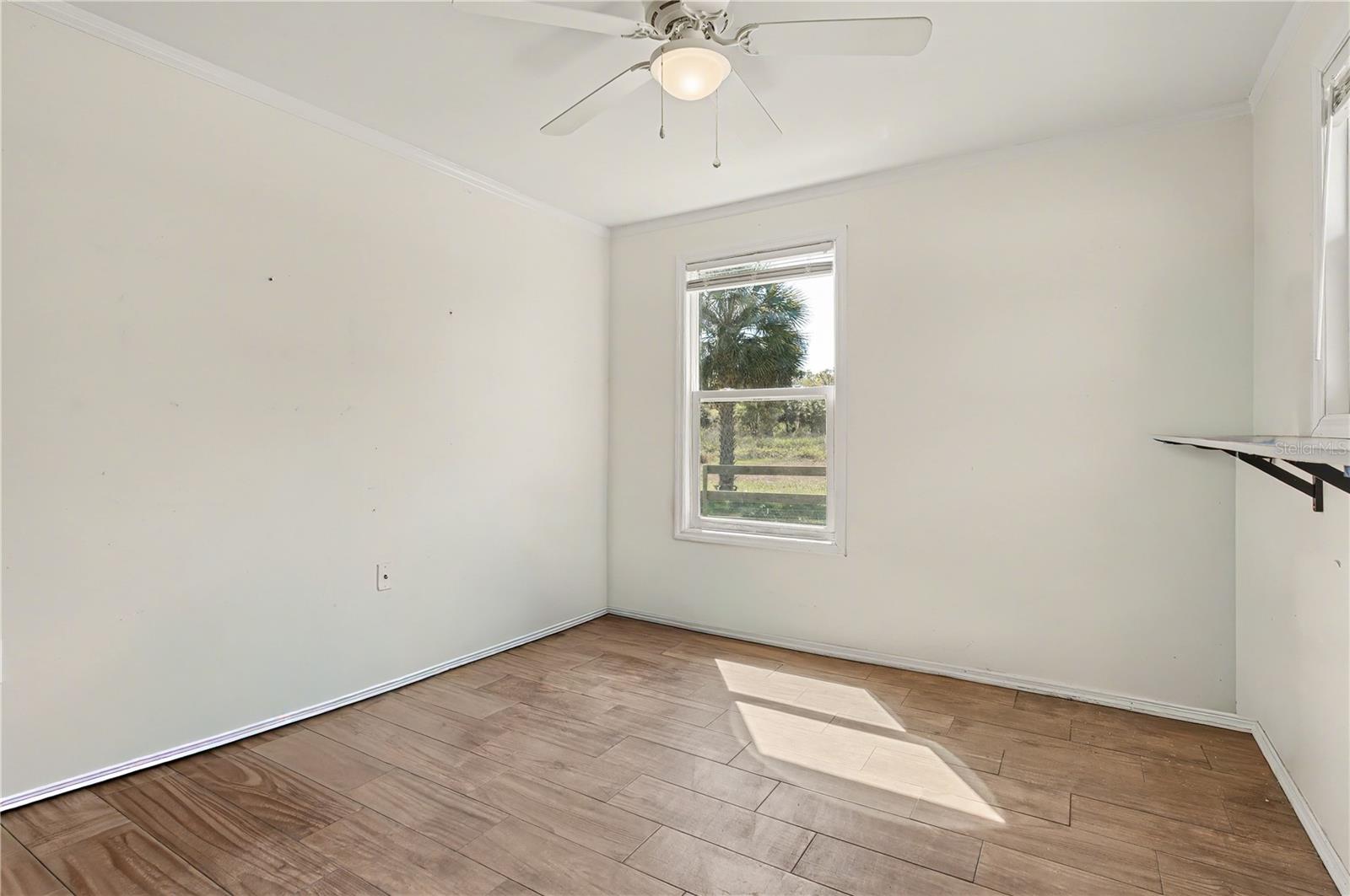 Image 13 of 27 For 19511 110th Avenue