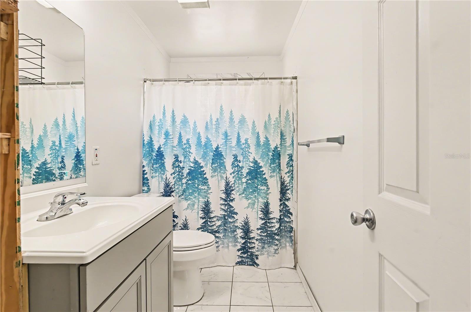 Image 15 of 27 For 19511 110th Avenue