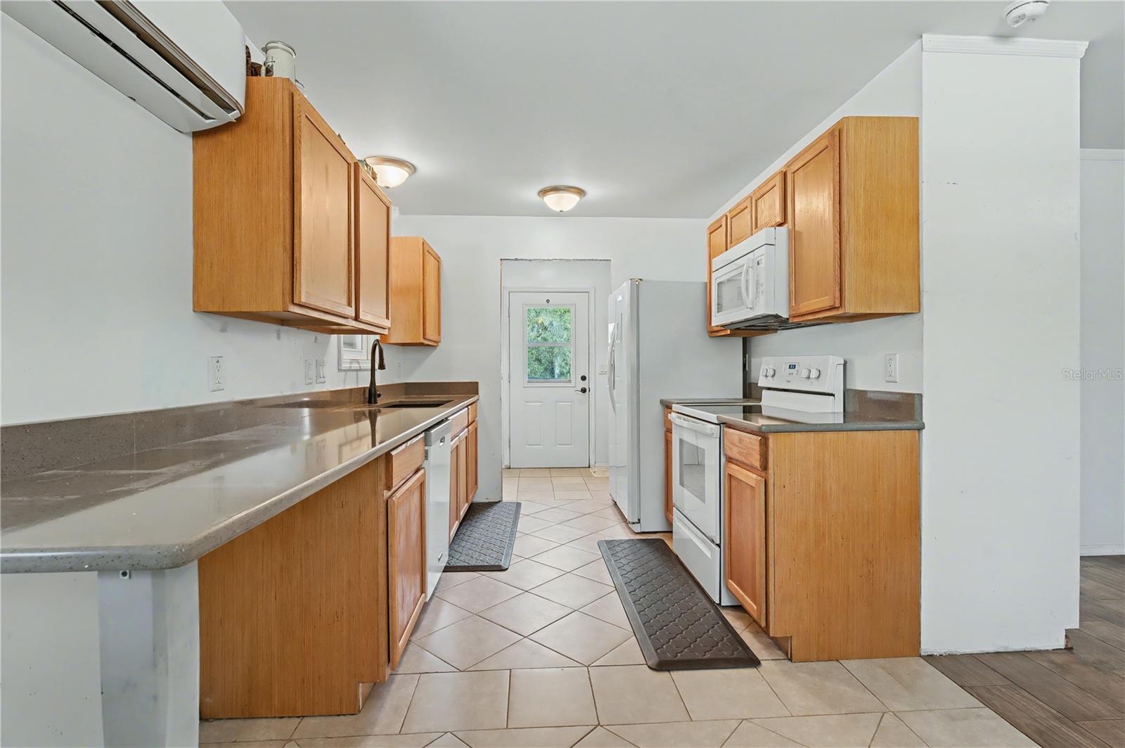 Image 4 of 27 For 19511 110th Avenue