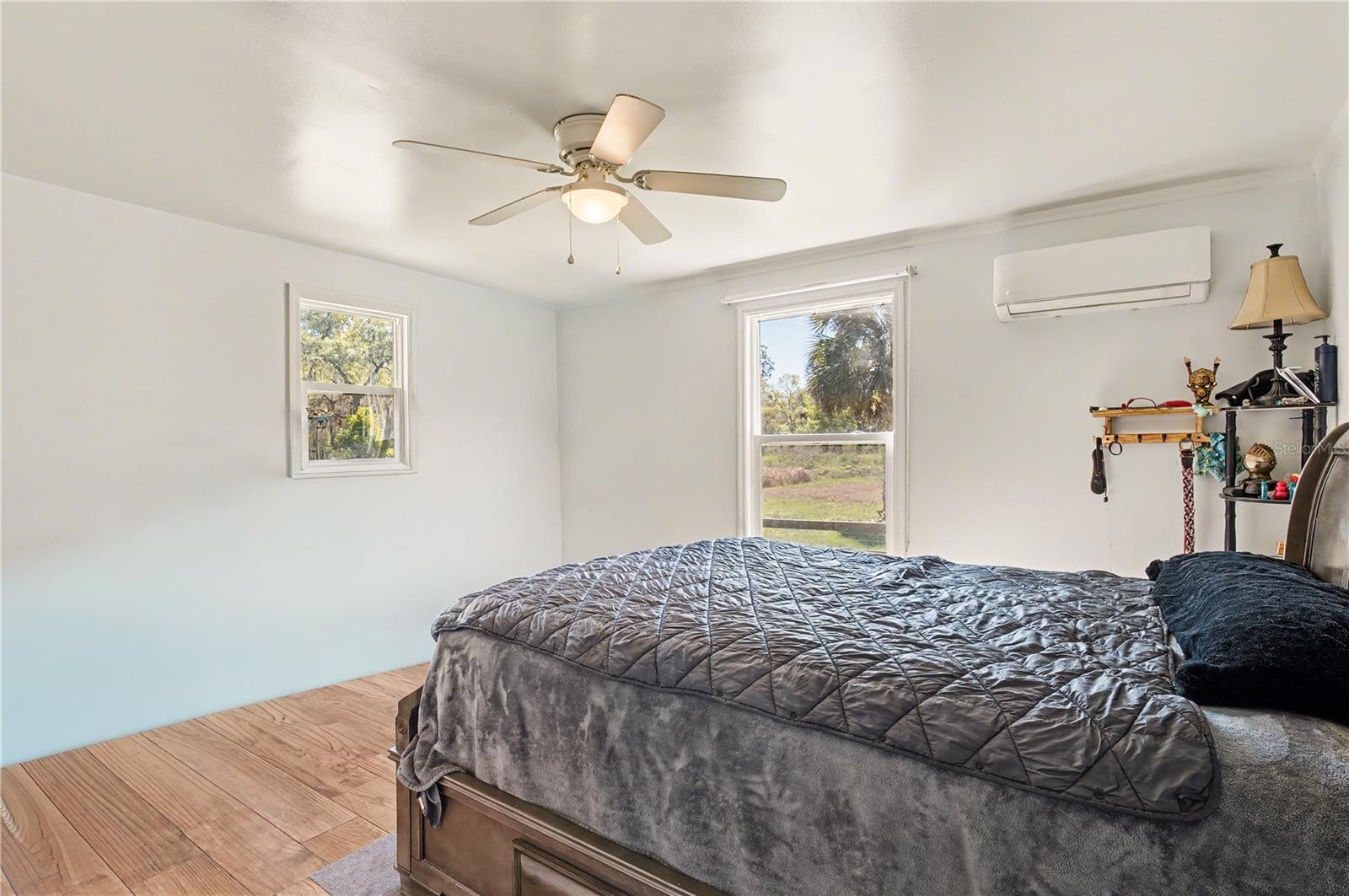 Image 9 of 27 For 19511 110th Avenue