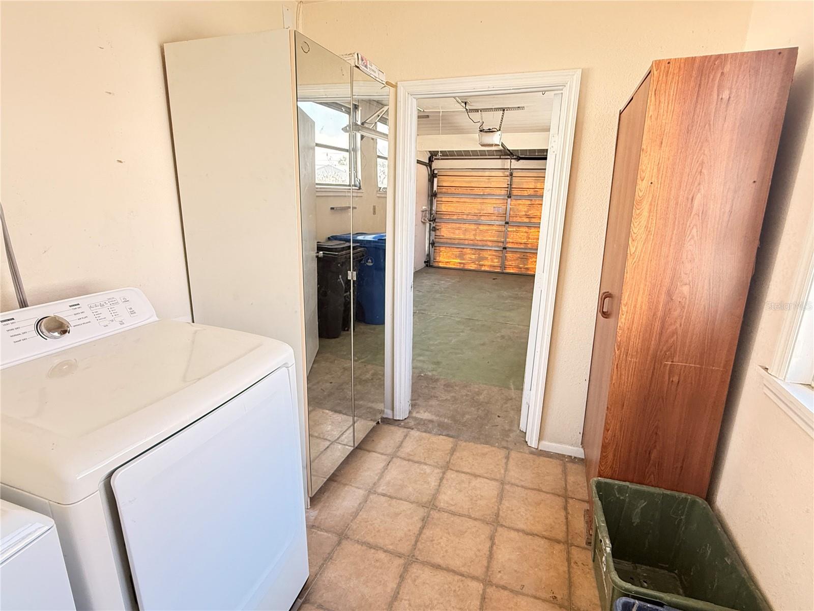 Image 30 of 31 For 713 Thunderbird Avenue